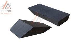 高纯石墨介绍：定义特性与工业应用全解析